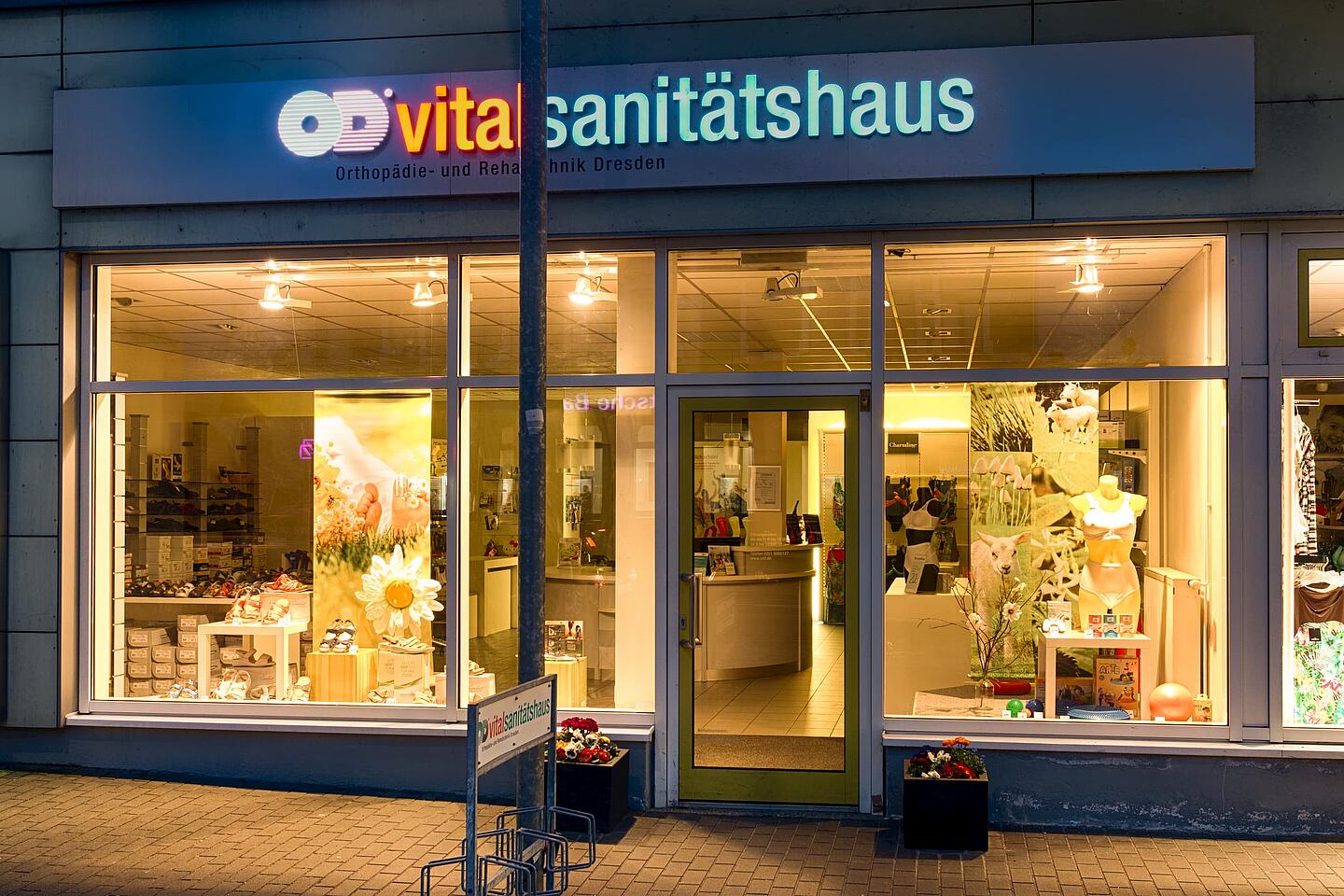 Außenansicht des Vital-Sanitätshauses Meißner Straße in Radebeul Ansicht von außen unseres Sanitätshauses auf der Meißner Straße in Radebeul